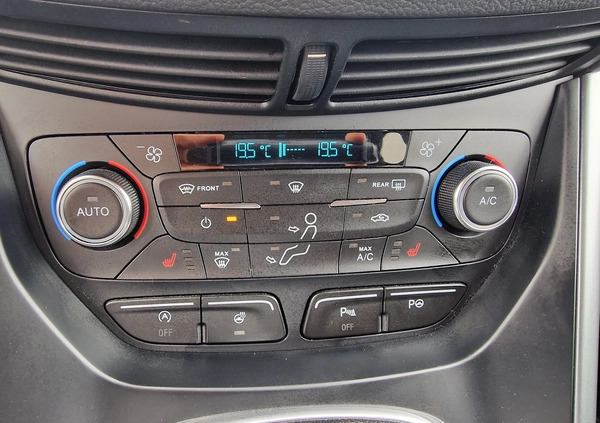 Ford Kuga cena 75900 przebieg: 50000, rok produkcji 2019 z Wieruszów małe 277